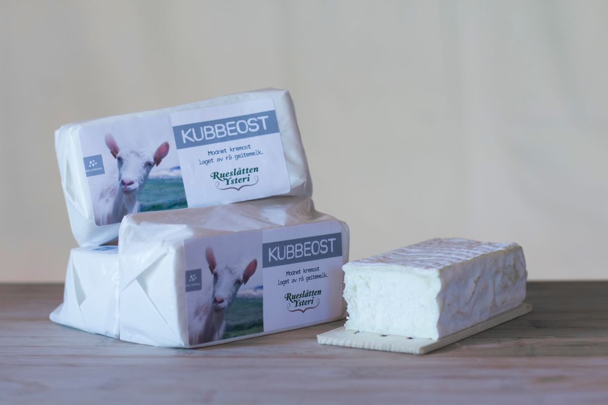 Kubbeost Geit 200g